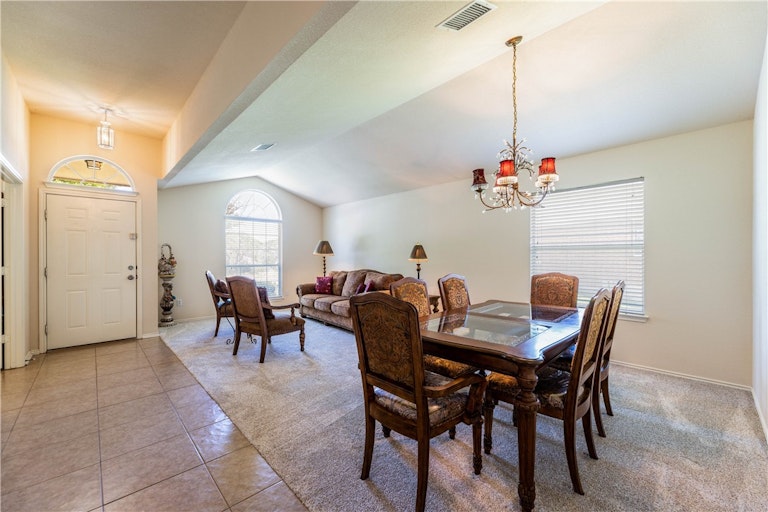 Photo 10 of 33 - 3216 Winding River Trl, Round Rock, TX 78681