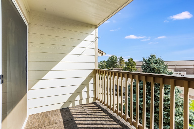 Photo 11 of 17 - 8615 W Berry Ave #204, Littleton, CO 80123