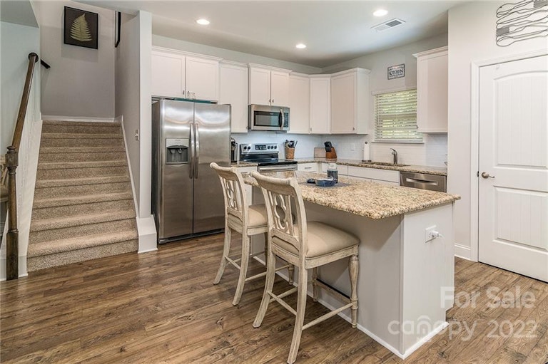 Photo 13 of 48 - 156 Wylie Trl, Statesville, NC 28677