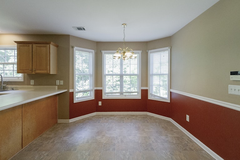 Photo 7 of 42 - 8775 Amberfield Dr, Gainesville, GA 30506