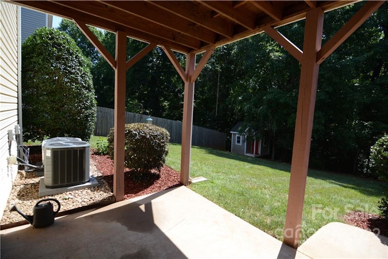 Photo 37 of 44 - 4454 Timberwood Dr, Gastonia, NC 28056