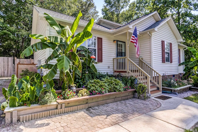 Photo 2 of 21 - 217 Nathan Dr, Clayton, NC 27520