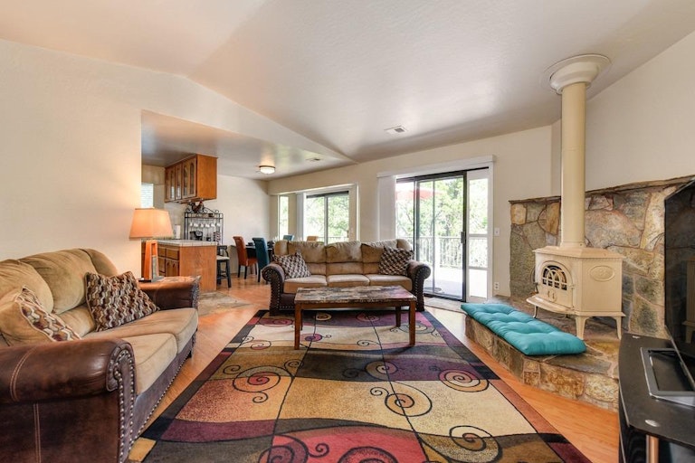 Photo 12 of 79 - 12136 Poplar Rd, Auburn, CA 95602