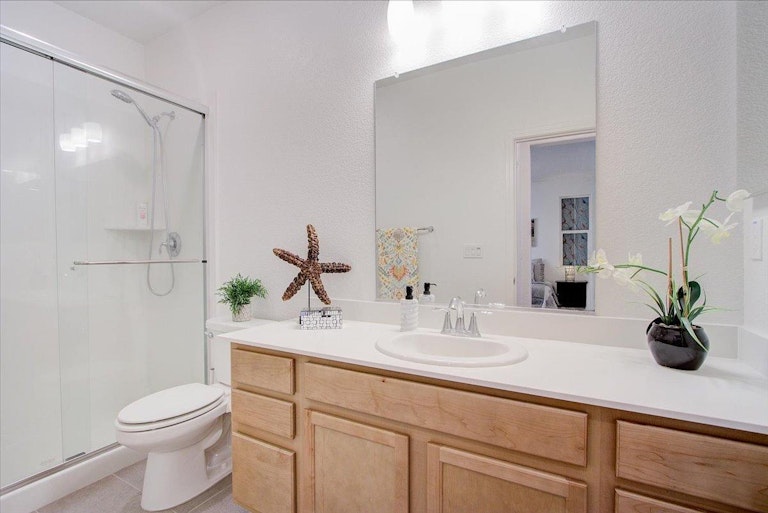 Photo 9 of 43 - 10082 Mud Hen Way, Elk Grove, CA 95757