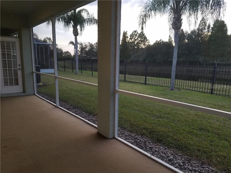 Photo 12 of 25 - 19406 Golden Slipper Pl, Lutz, FL 33558