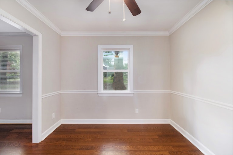 Photo 10 of 16 - 909 White Oaks Cir, Monroe, NC 28112