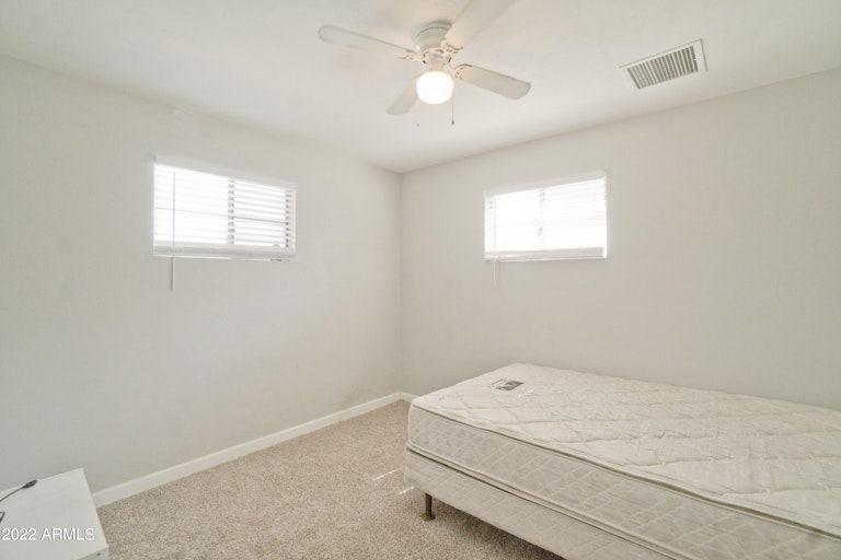 Photo 8 of 38 - 3556 W Meadowbrook Ave, Phoenix, AZ 85019