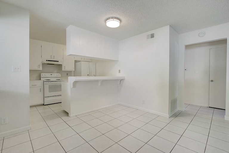Photo 18 of 27 - 6209 Longford Dr #1, Citrus Heights, CA 95621