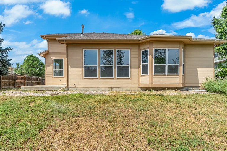 Photo 5 of 32 - 424 Whitetail Cir, Lafayette, CO 80026