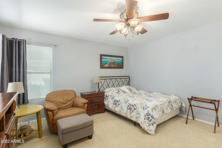 Photo 19 of 39 - 15924 W Tara Ln, Surprise, AZ 85374