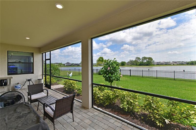 Photo 33 of 53 - 17912 Polo Trl, Bradenton, FL 34211