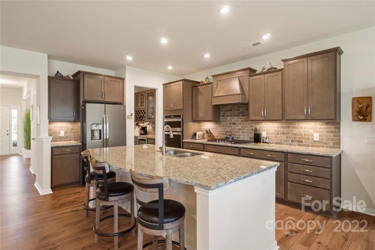Photo 11 of 48 - 15003 Luna Dr, Charlotte, NC 28278