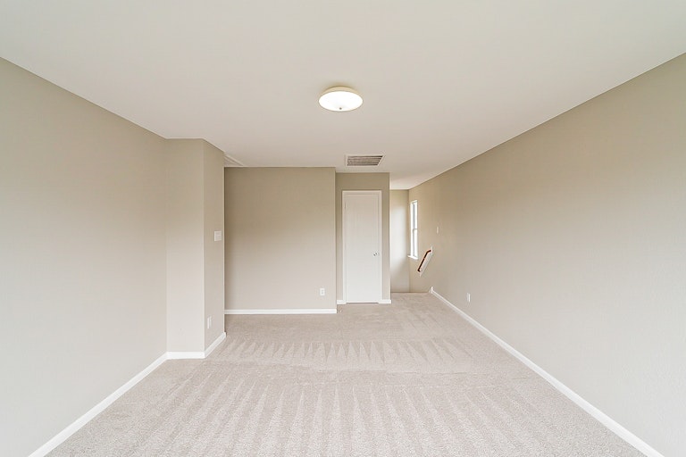Photo 23 of 38 - 18910 Remington Mill Dr, Houston, TX 77073