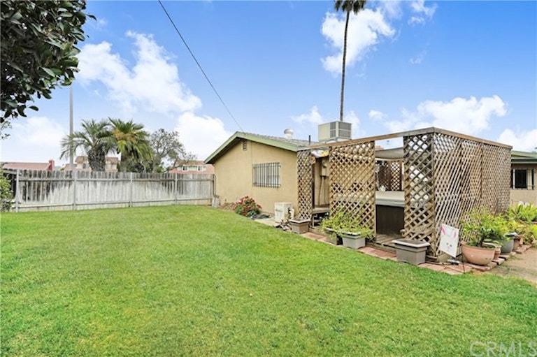 Photo 14 of 14 - 5468 La Sierra Ave, Riverside, CA 92505