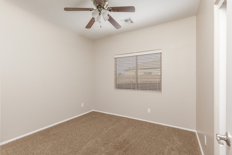 Photo 15 of 24 - 3024 E Powell Way, Gilbert, AZ 85298