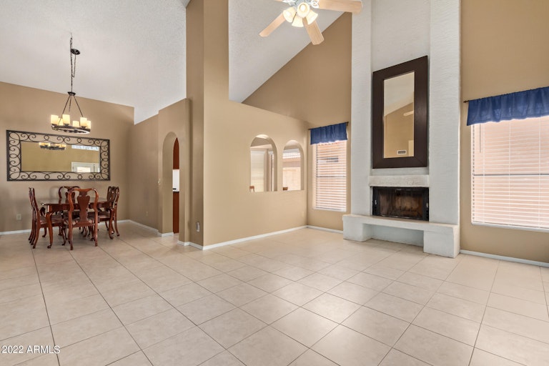Photo 7 of 32 - 14402 S Cholla Canyon Dr, Phoenix, AZ 85044