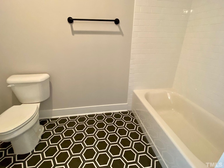 Photo 25 of 37 - 2101 Princeville Dr, Apex, NC 27523