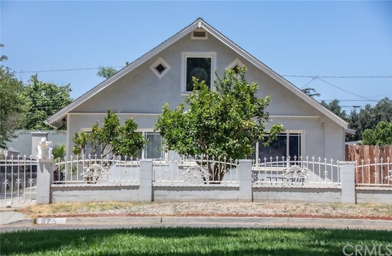 Photo 1 of 24 - 925 Palm Ave, Beaumont, CA 92223