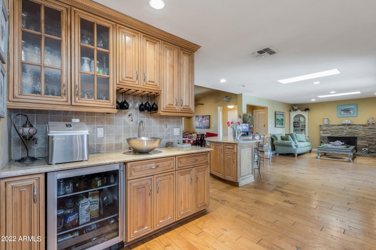 Photo 17 of 24 - 121 E Claremont St, Phoenix, AZ 85012