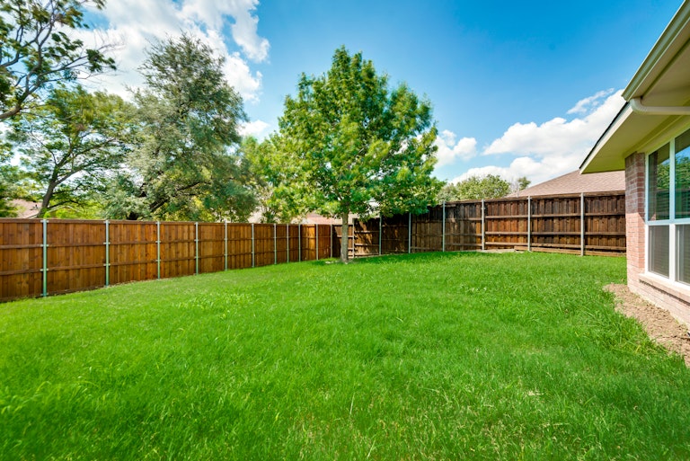 Photo 31 of 32 - 818 Forest Edge Ln, Wylie, TX 75098