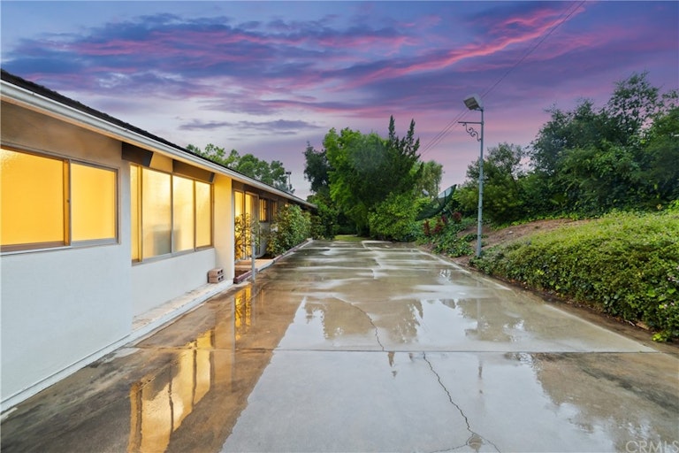 Photo 66 of 75 - 1123 W Donington St, Glendora, CA 91741