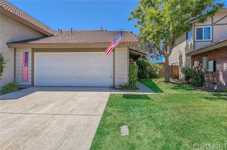 Photo 2 of 38 - 15904 Ada St, Canyon Country, CA 91387
