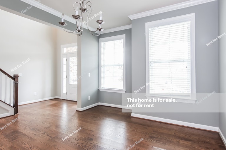 Photo 8 of 25 - 2504 Heathcote Ln, Apex, NC 27502