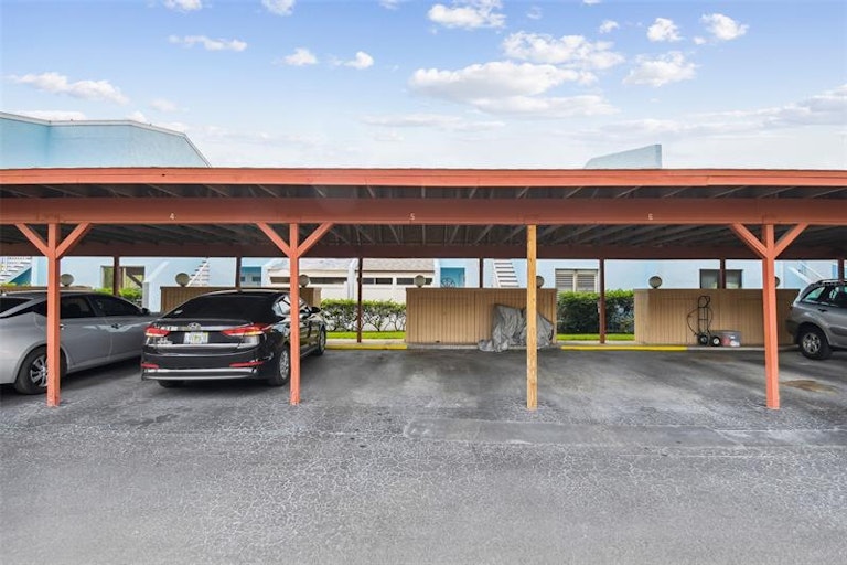 Photo 45 of 45 - 1 Windrush Blvd #5, Indian Rocks Beach, FL 33785