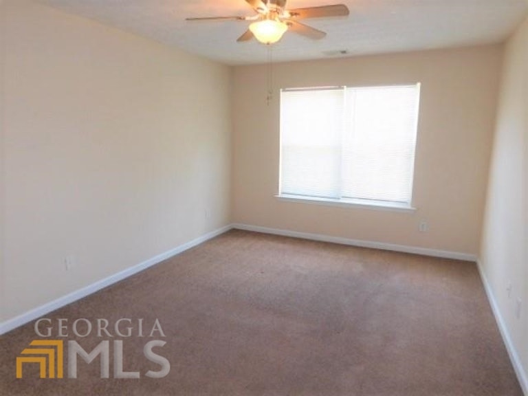Photo 16 of 22 - 1742 Campbell Ives Ct, Lawrenceville, GA 30045