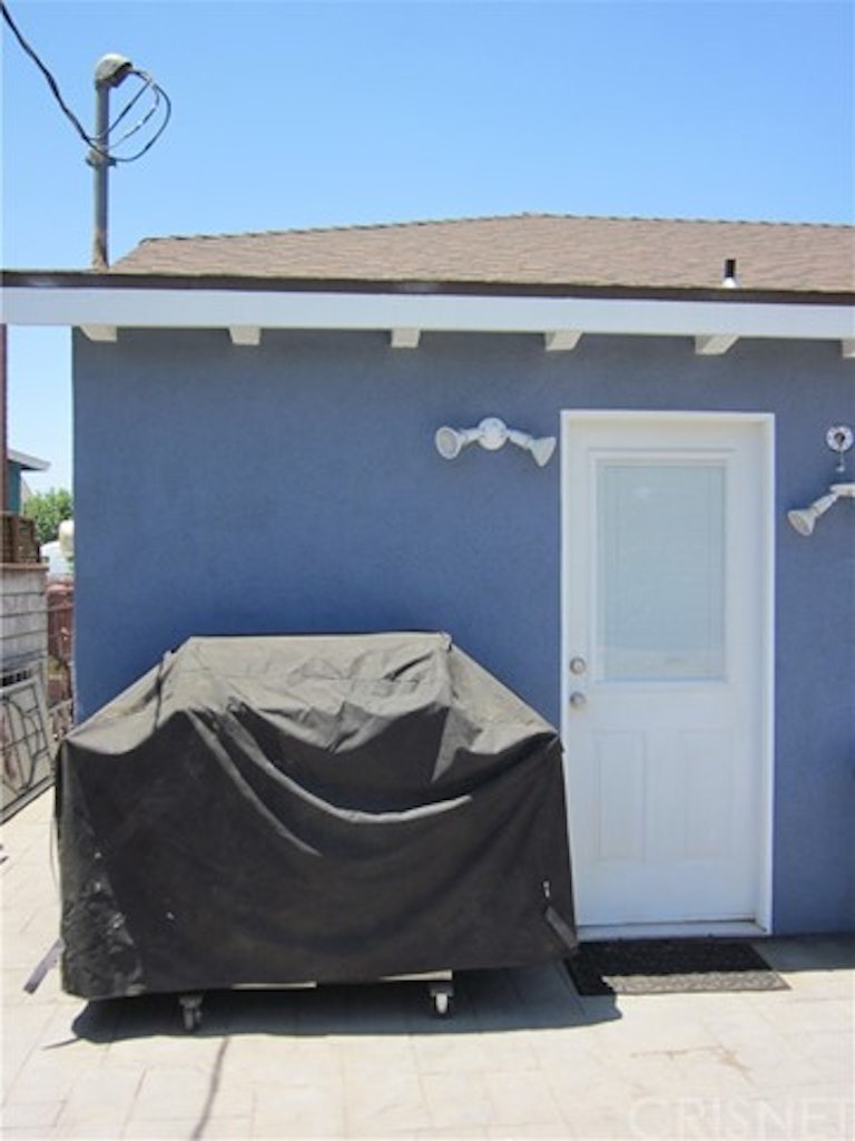 Photo 36 of 45 - 8712 Stansbury Ave, Panorama City, CA 91402