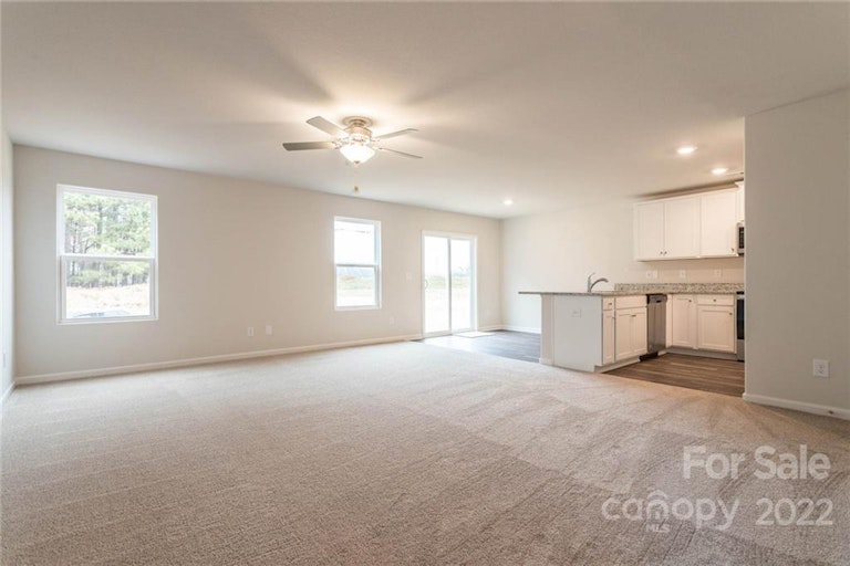 Photo 2 of 19 - 9401 Creedmore Hills Dr, Charlotte, NC 28214