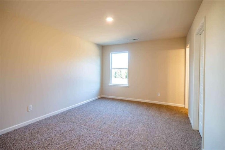 Photo 31 of 45 - 3310 Quarter Horse Ln, Conyers, GA 30013