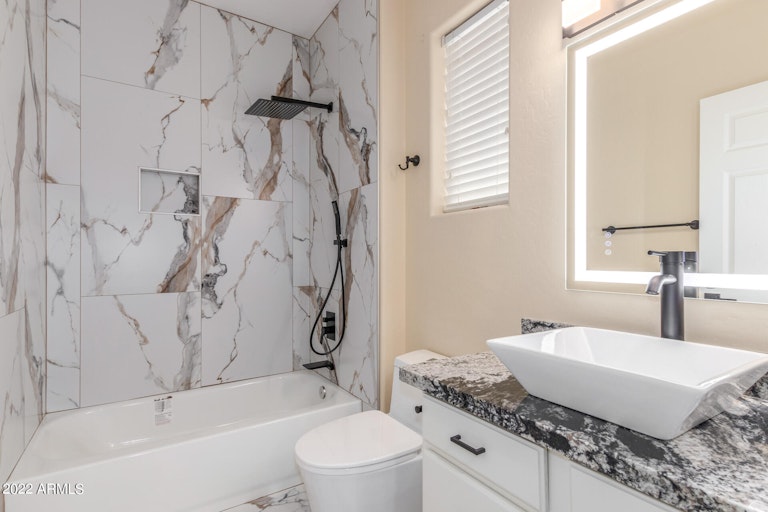 Photo 27 of 36 - 15131 W Cooperstown Way, Surprise, AZ 85374