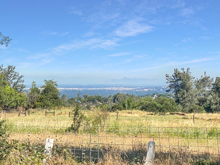 Photo 43 of 58 - 9485 Bell Bar Rd, Auburn, CA 95603