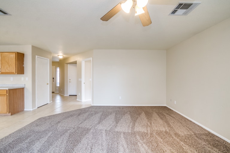 Photo 10 of 29 - 20244 N 30th Pl, Phoenix, AZ 85050