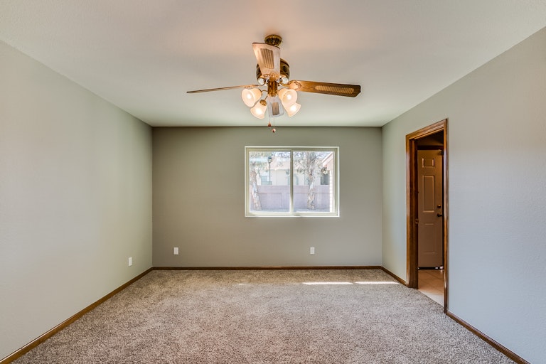 Photo 18 of 31 - 5245 W Christy Dr, Glendale, AZ 85304