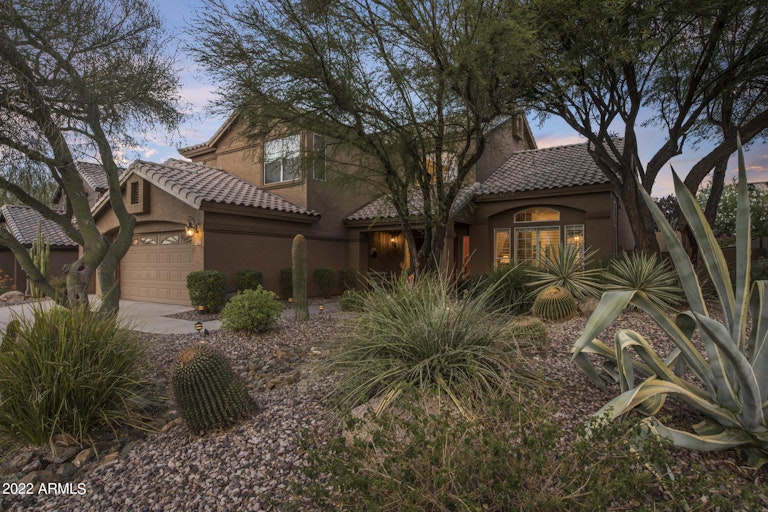 Photo 2 of 48 - 11100 E Greythorn Dr, Scottsdale, AZ 85262