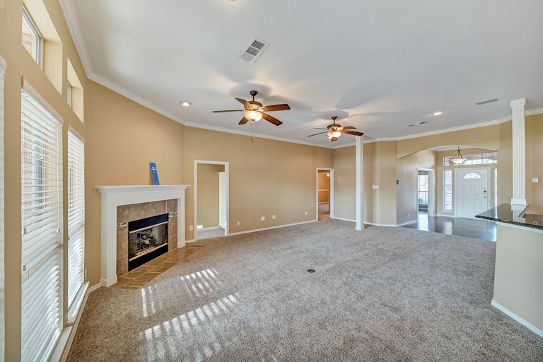 Photo 13 of 35 - 8800 Thorndale Ct, North Richland Hills, TX 76182