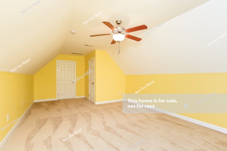Photo 17 of 25 - 634 Lawson Cypress Ln, Fuquay Varina, NC 27526