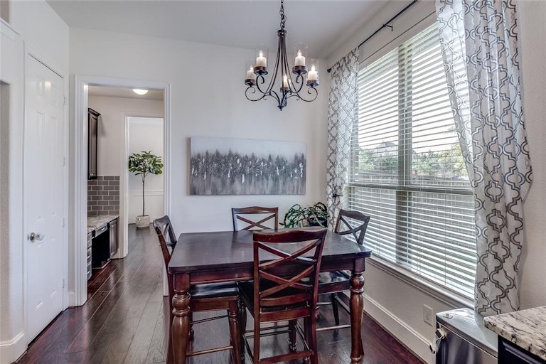 Photo 11 of 16 - 2818 McDonough Way, Katy, TX 77494