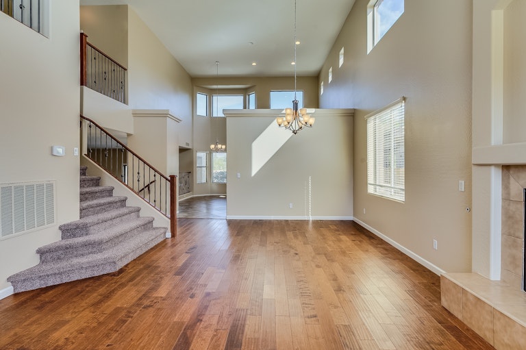 Photo 9 of 27 - 4422 W Kenai Dr, New River, AZ 85087