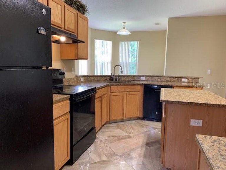 Photo 12 of 17 - 2526 Laurel Blossom Cir, Ocoee, FL 34761
