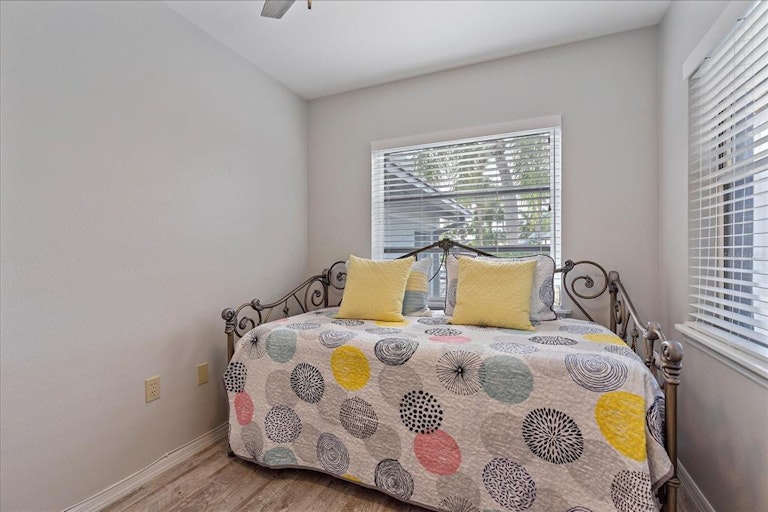 Photo 20 of 44 - 1360 Siesta Bayside Dr #1360-D, Sarasota, FL 34242