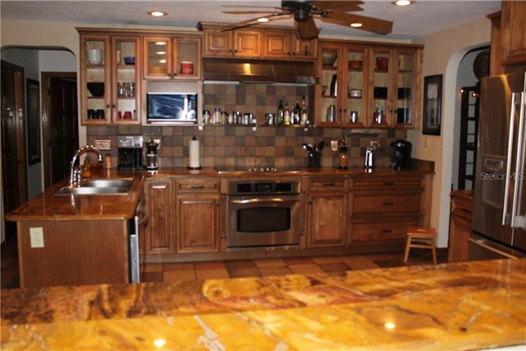Photo 13 of 25 - 805 Sweetwater Club Blvd, Longwood, FL 32779
