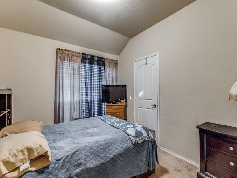 Photo 19 of 25 - 1862 Mason Way, Lancaster, TX 75134