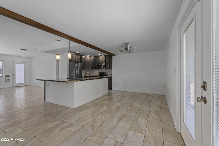 Photo 18 of 38 - 4401 E Montecito Ave, Phoenix, AZ 85018