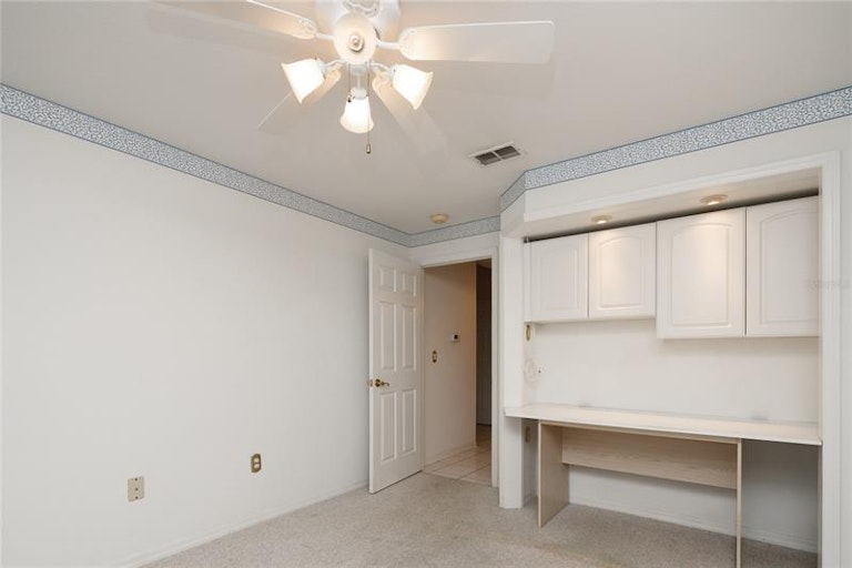 Photo 15 of 29 - 2762 Golf Lake Dr, Plant City, FL 33566