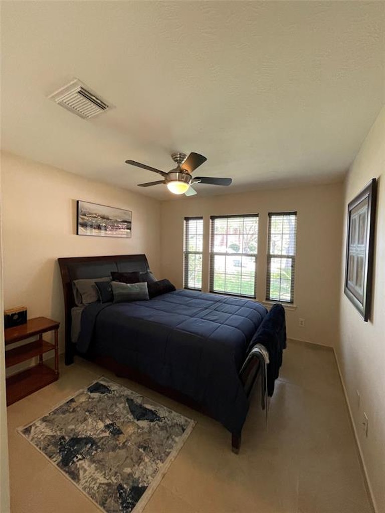 Photo 18 of 23 - 13811 River Keg Dr, Houston, TX 77083