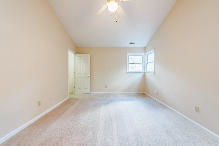 Photo 14 of 21 - 4804 Buttonbush Dr, Durham, NC 27712