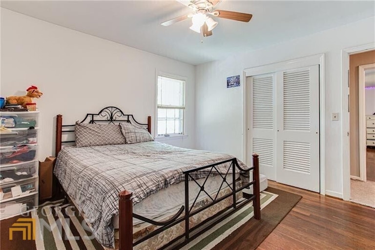 Photo 11 of 37 - 2612 Clairmont Rd NE, Atlanta, GA 30329